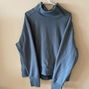 Blue target sweatshirt with zipper turtleneck- NEVER WORN WITH TAGS